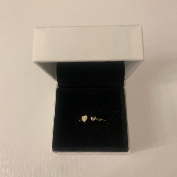 Pandora Ring - Picture 2 of 2
